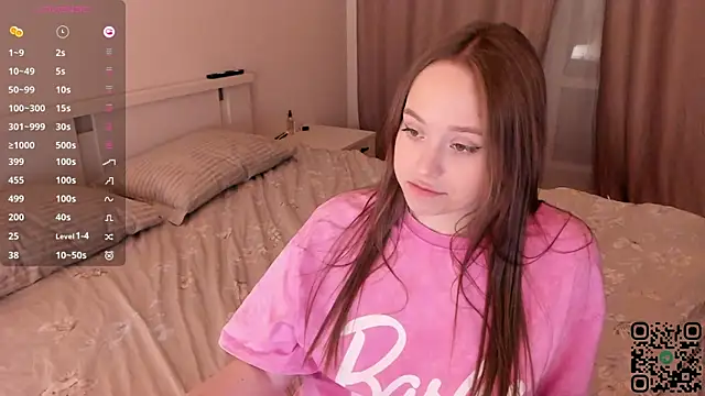 Snapshot of endlesssoffi chatting on 02-08-25, 10:29 endlesssoffi online show from 02-08-25, 10:29