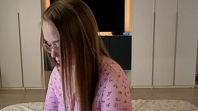 Snapshot of endlesssoffi chatting on 11-02-25, 08:22 endlesssoffi online show from 11-02-25, 08:22