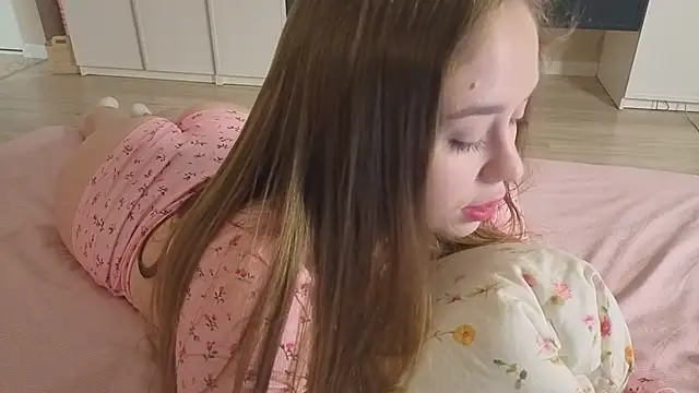 Snapshot of endlesssoffi chatting on 03-15-26, 07:09 endlesssoffi online show from 03-15-26, 07:09