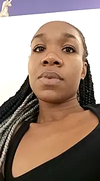 KarlaBelluci online show from 01-13-25, 12:19