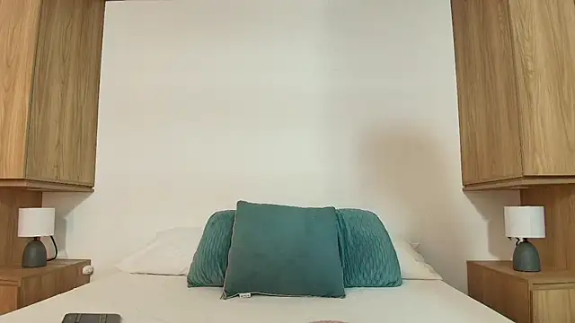 Snapshot of Milkdulce1 chatting on 10-06-25, 08:17 Milkdulce1 online show from 10-06-25, 08:17