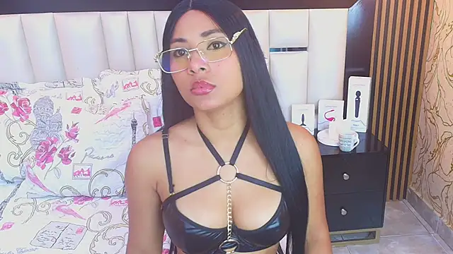 SofiaLaurents online show from 10-24-25, 12:01