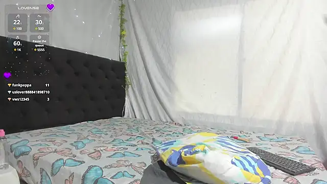 emi henao online show from 02-26-25, 04:35