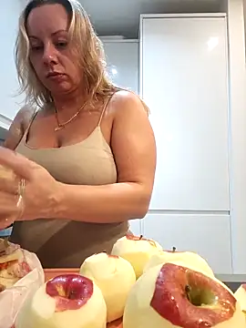 Sparkle2206 online show from 11-07-25, 10:32