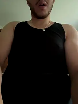 Snapshot of kareem0010 chatting on 11-14-25, 07:29 kareem0010 online show from 11-14-25, 07:29