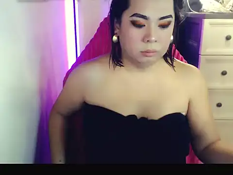 Nathalie Heartxoxo69 online show from 04-09-26, 11:54