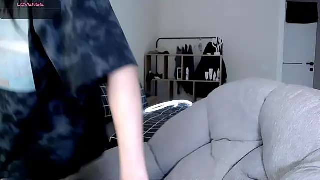 Dasha M online show from 10-16-25, 08:04