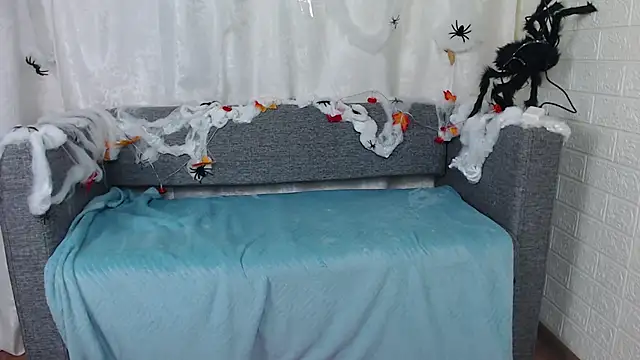 Snapshot of bellaa_love_ chatting on 10-18-25, 12:24 bellaa love online show from 10-18-25, 12:24