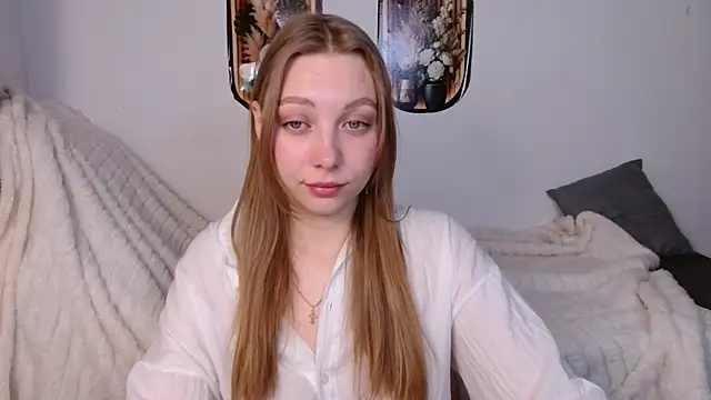 bellaa love  online show from 04-07-26, 11:59