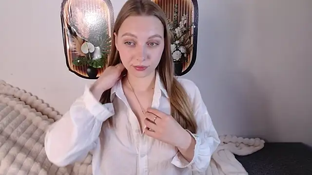 bellaa love  online show from 04-23-26, 12:12