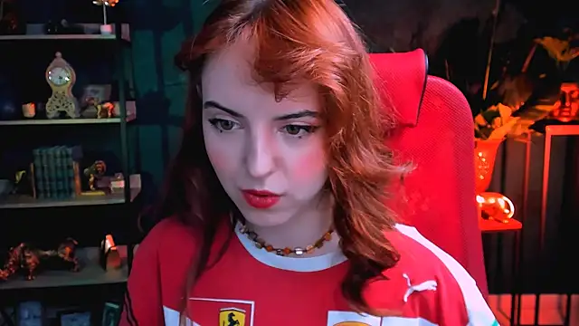 Snapshot of evanellson chatting on 02-18-25, 03:21 evanellson online show from 02-18-25, 03:21