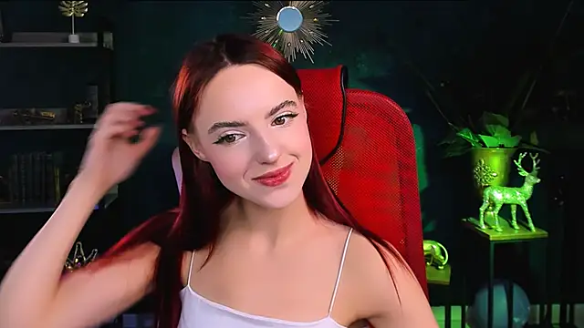 Snapshot of evanellson chatting on 11-11-25, 12:38 evanellson online show from 11-11-25, 12:38