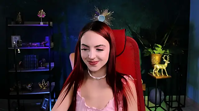 Snapshot of evanellson chatting on 11-18-25, 12:42 evanellson online show from 11-18-25, 12:42