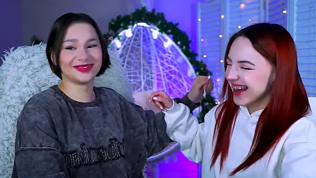 Snapshot of evanellson chatting on 01-10-26, 12:40 evanellson online show from 01-10-26, 12:40