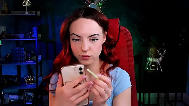 Snapshot of evanellson chatting on 02-11-26, 08:30 evanellson online show from 02-11-26, 08:30