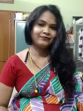 yoursweety09 online show from 05-18-26, 07:03