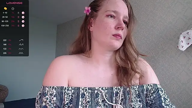 Snapshot of Ambrosia_nectar chatting on 06-19-26, 10:41 Ambrosia nectar online show from 06-19-26, 10:41