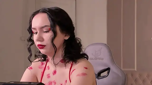 Alisia Mars online show from 02-14-25, 05:51