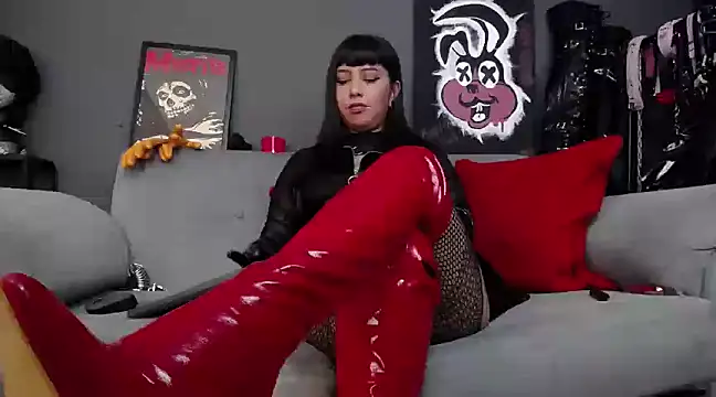 Snapshot of Carla_Phoenix chatting on 02-25-25, 07:36 Carla Phoenix online show from 02-25-25, 07:36