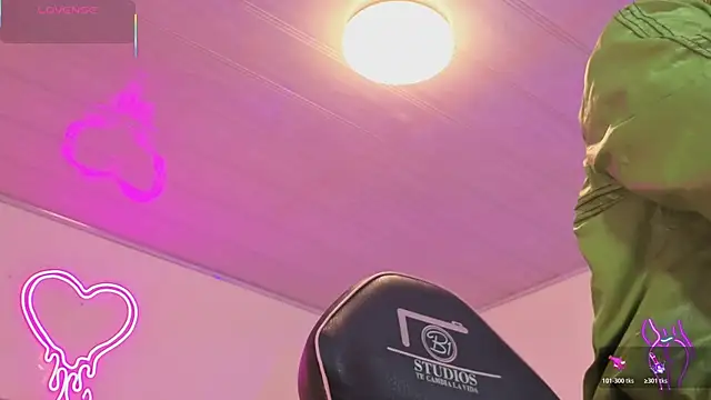 Laylafoxy tay online show from 11-14-25, 03:16