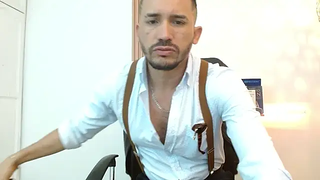 Reiko 85  online show from 11-22-25, 07:57