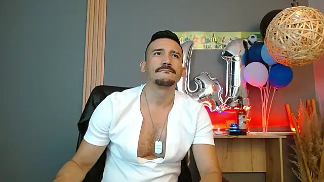 Reiko 85  online show from 04-21-26, 02:45