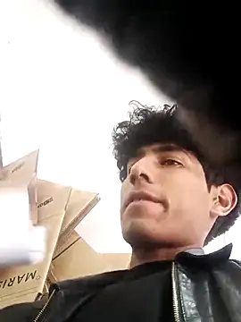 alexander32r online show from 09-18-25, 04:09