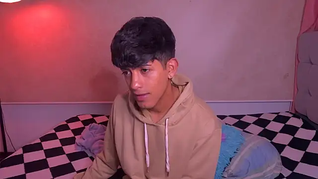 teobowny  online show from 10-12-25, 01:37