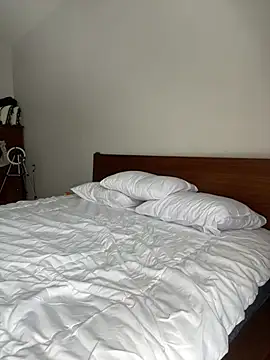 navywildxxx online show from 02-02-25, 08:13