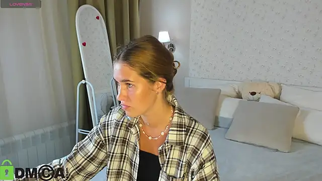 Snapshot of Jennifer_Wadee chatting on 08-02-26, 09:57 Jennifer Wadee online show from 08-02-26, 09:57