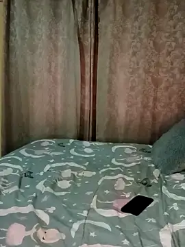 Snapshot of Luciouslips00 chatting on 09-08-25, 03:11 Luciouslips00 online show from 09-08-25, 03:11