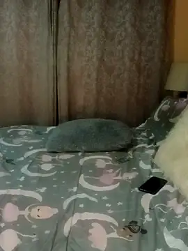 Snapshot of Luciouslips00 chatting on 09-12-25, 05:02 Luciouslips00 online show from 09-12-25, 05:02