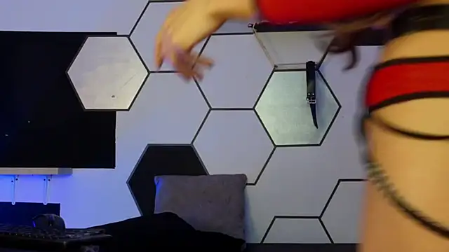 haileycat online show from 02-09-25, 02:38