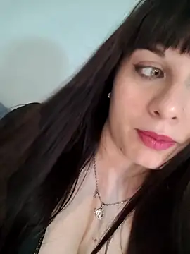 Snapshot of Foxy_Evii chatting on 03-19-25, 12:26 Foxy Evii online show from 03-19-25, 12:26