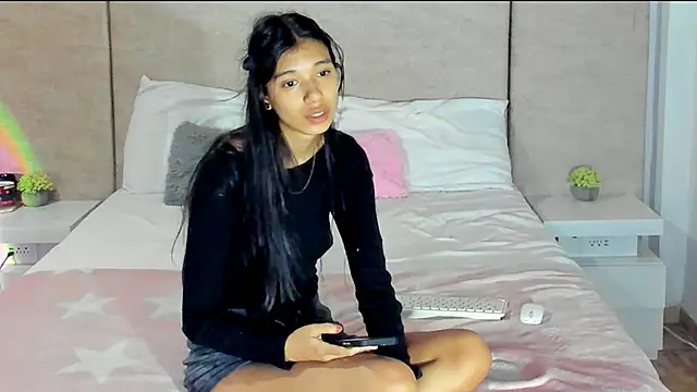 alanaget1 online show from 12-05-24, 08:33