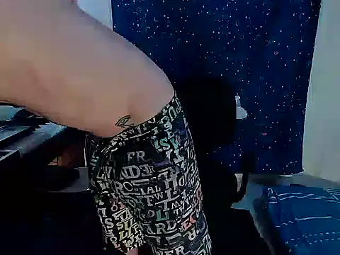 Snapshot of patrik_tattoo_ chatting on 01-13-25, 05:12 patrik tattoo online show from 01-13-25, 05:12