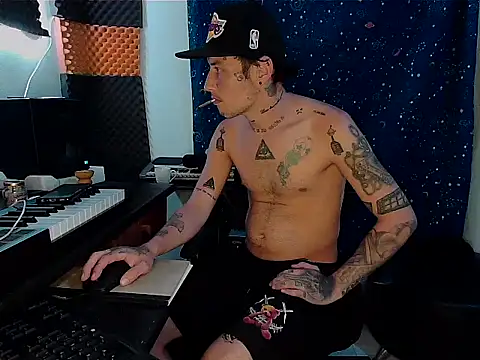 Snapshot of patrik_tattoo_ chatting on 02-27-25, 12:10 patrik tattoo online show from 02-27-25, 12:10