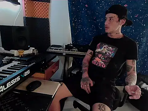 Snapshot of patrik_tattoo_ chatting on 03-14-25, 06:29 patrik tattoo online show from 03-14-25, 06:29