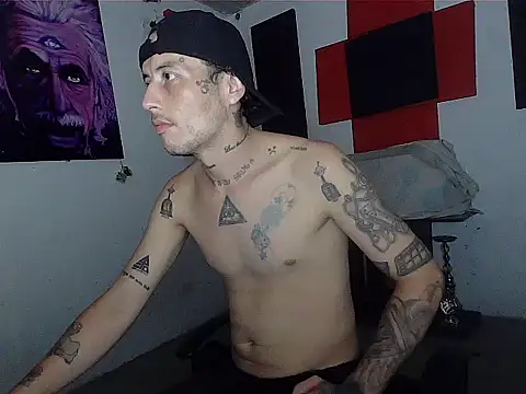 Snapshot of patrik_tattoo_ chatting on 05-29-26, 04:54 patrik tattoo online show from 05-29-26, 04:54