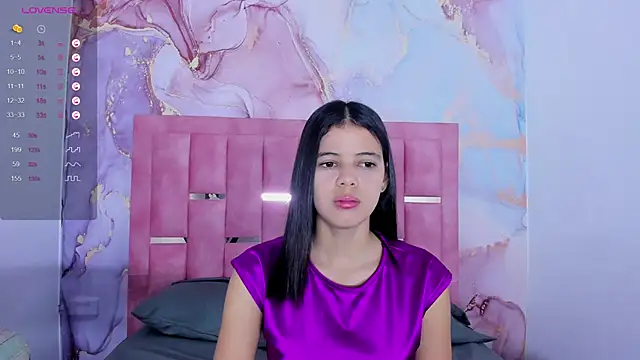 Snapshot of LizzMartin chatting on 01-14-25, 07:11 LizzMartin online show from 01-14-25, 07:11