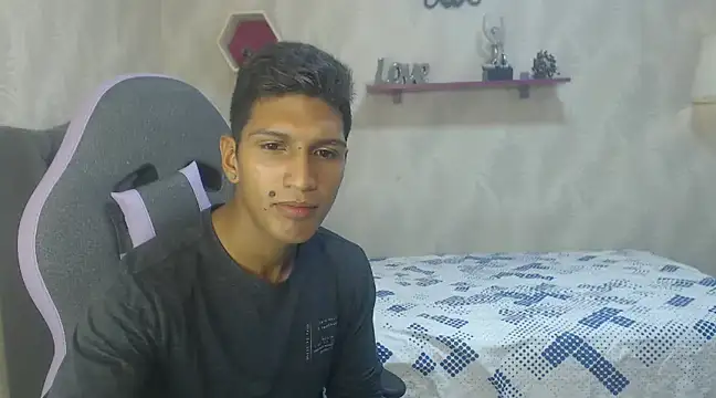 mau elixxx online show from 12-24-24, 12:33