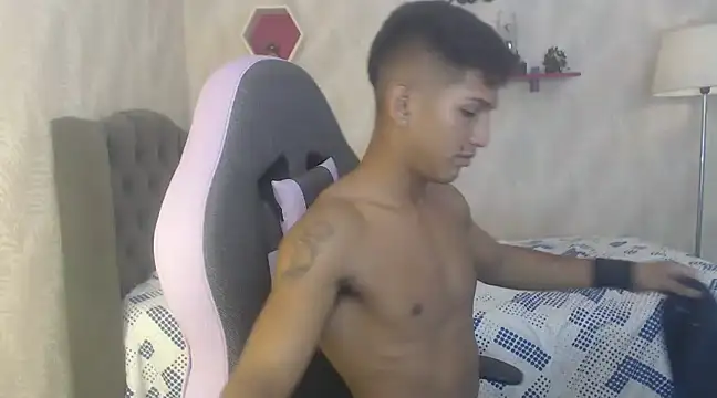 mau elixxx online show from 12-27-24, 08:39