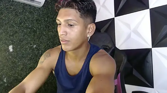 mau elixxx online show from 12-30-24, 08:47