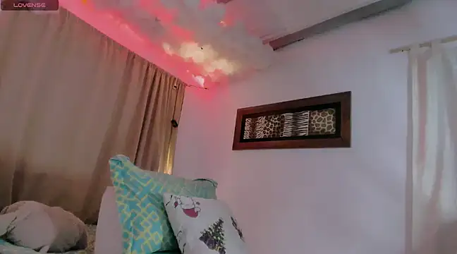 Lauu G online show from 01-28-25, 03:15