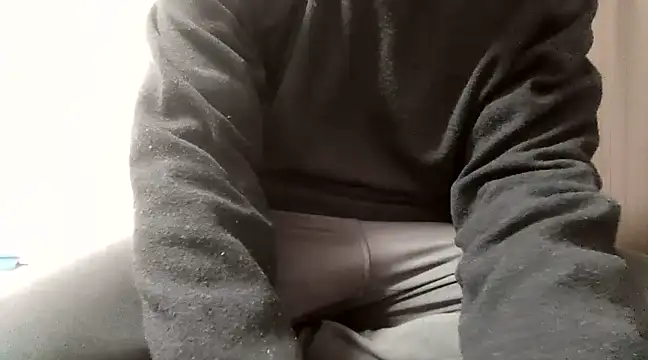 Snapshot of YU-KI00 chatting on 03-08-25, 03:39 YU-KI00 online show from 03-08-25, 03:39