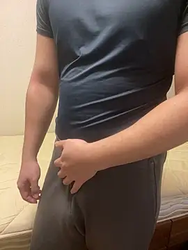 YU-KI00 online show from 01-12-26, 11:37