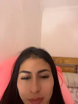 emilie xx  online show from 05-25-26, 04:51