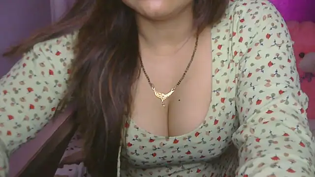 cutie-taara online show from 05-23-26, 04:07