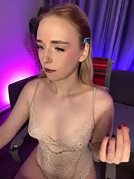 Snapshot of Eva_Millss chatting on 01-04-25, 01:10 Eva Millss online show from 01-04-25, 01:10