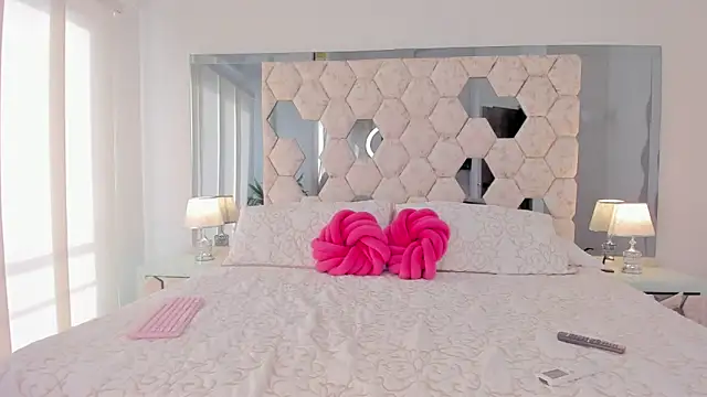 kimberly  online show from 01-17-25, 08:22